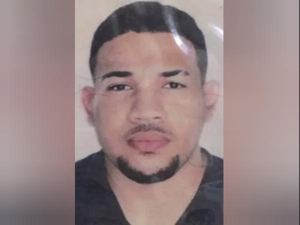 Homem é morto em ataque a tiros dentro de bar em Santo Estêvão