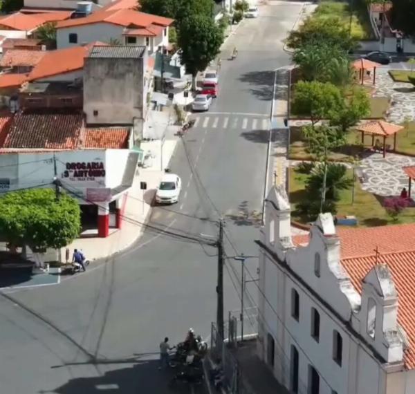 Condenado a 14 anos por estupro de vulnerável é preso durante culto em igreja na zona rural de Teofilândia