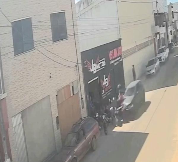 Motociclista é atropelado por amigo após briga em Conceição do Coité