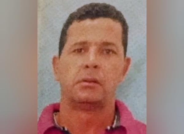 Morador de Água Fria é perseguido e morto a tiros dentro de caminhonete em Feira de Santana