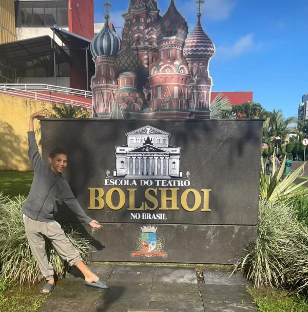 Menino de Riachão do Jacuípe é aprovado na famosa Escola do Bolshoi