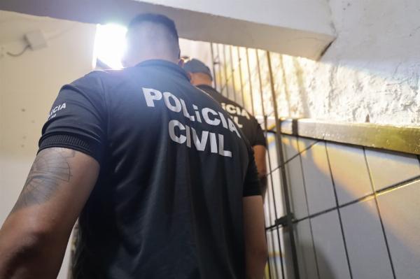 Dupla é presa por tráfico de drogas em Conceição do Coité