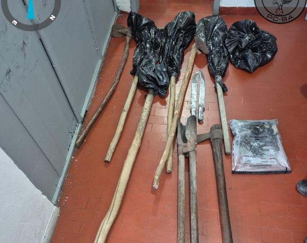 Polícia acha material que pode esclarecer mortes das jovens em Anguera