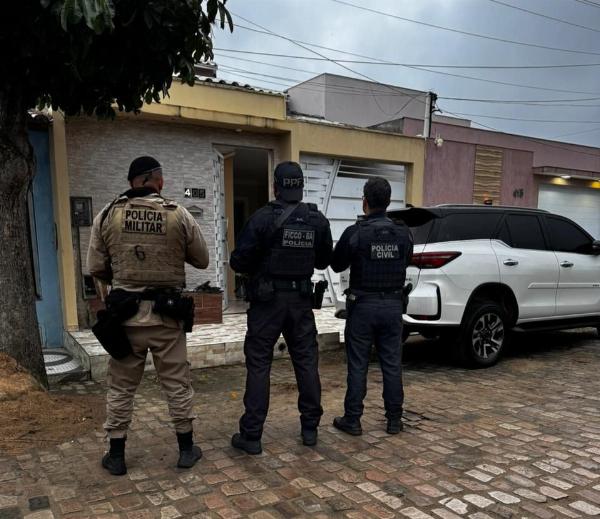Operação prende gerente financeiro e executor de facção em Capim Grosso
