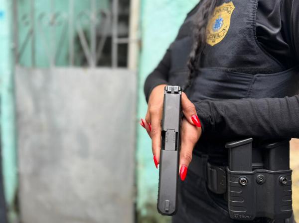 Homem é preso suspeito de ameaçar mulher para manter relações sexuais com ele em Antônio Cardoso