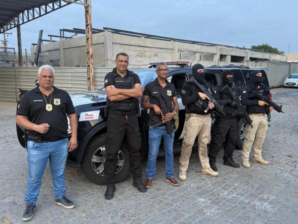 Dupla que ordenava assassinatos em Serrinha de dentro do presídio é alvo de operação