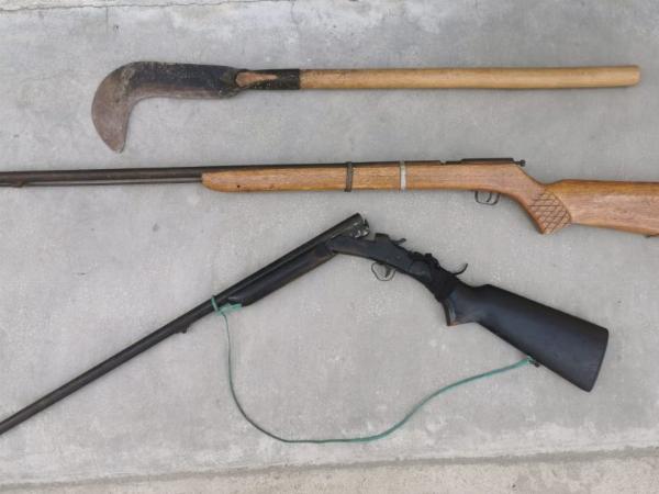 Após denúncia de agressão e ameaça, PM apreende armas de fogo em Itiúba