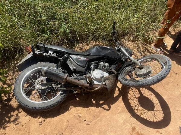 Batida entre duas motos deixa motociclista morto e outro ferido em Santaluz
