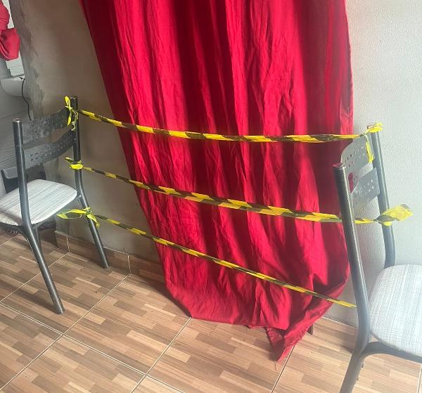 Homem é achado morto com marcas de tiros dentro de casa em Riachão do Jacuípe