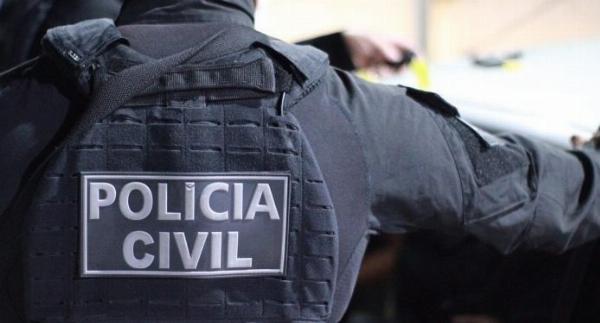 Homem é preso após enviar foto de arma e tentar invadir casa de mulher em Monte Santo