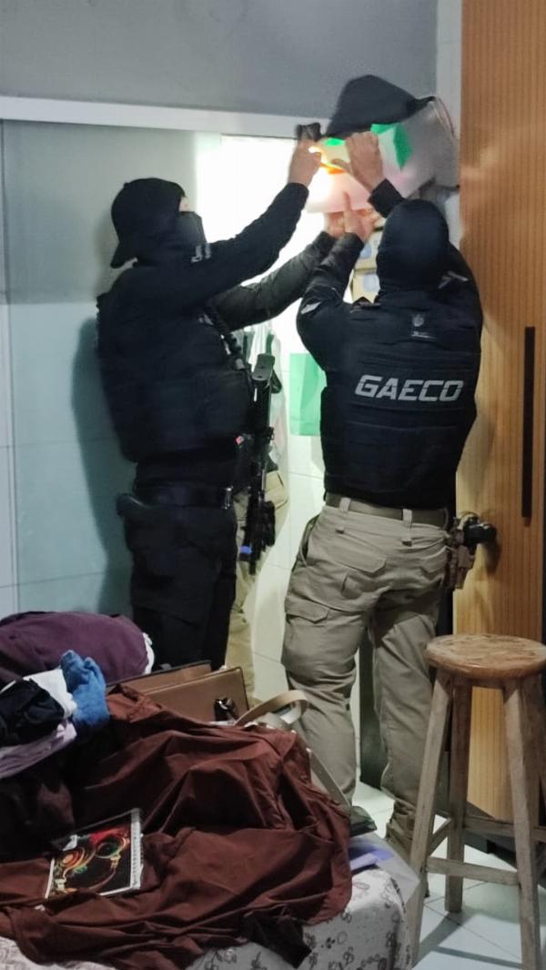 Saiba quem é o vereador de Paulo Afonso investigado por fornecimento de armas para facção e PMs