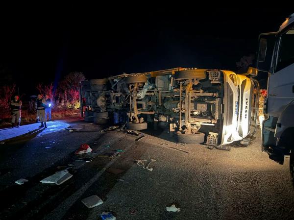 Ônibus que seguia para Senhor do Bonfim se envolve em acidente com seis mortos em MG