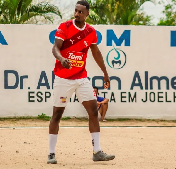 Jogador de futebol amador morre em acidente de moto na cidade de Valente
