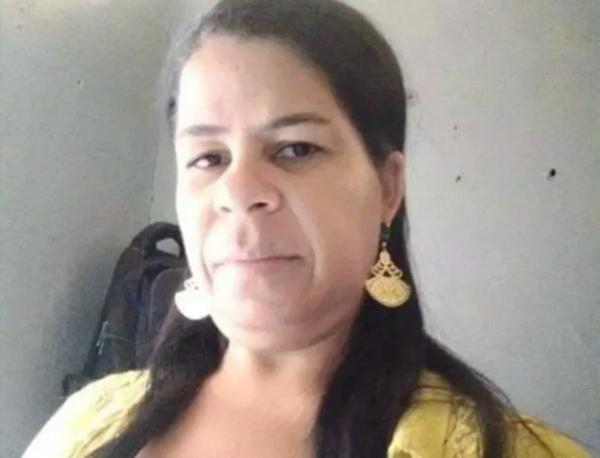 Julgamento de acusado de matar ex-companheira a pedradas em Queimadas é adiado após réu dispensar advogado