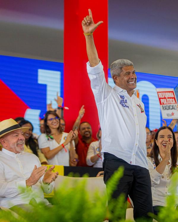 Jerônimo Rodrigues oficializa candidatura à reeleição sob as bênçãos de Lula